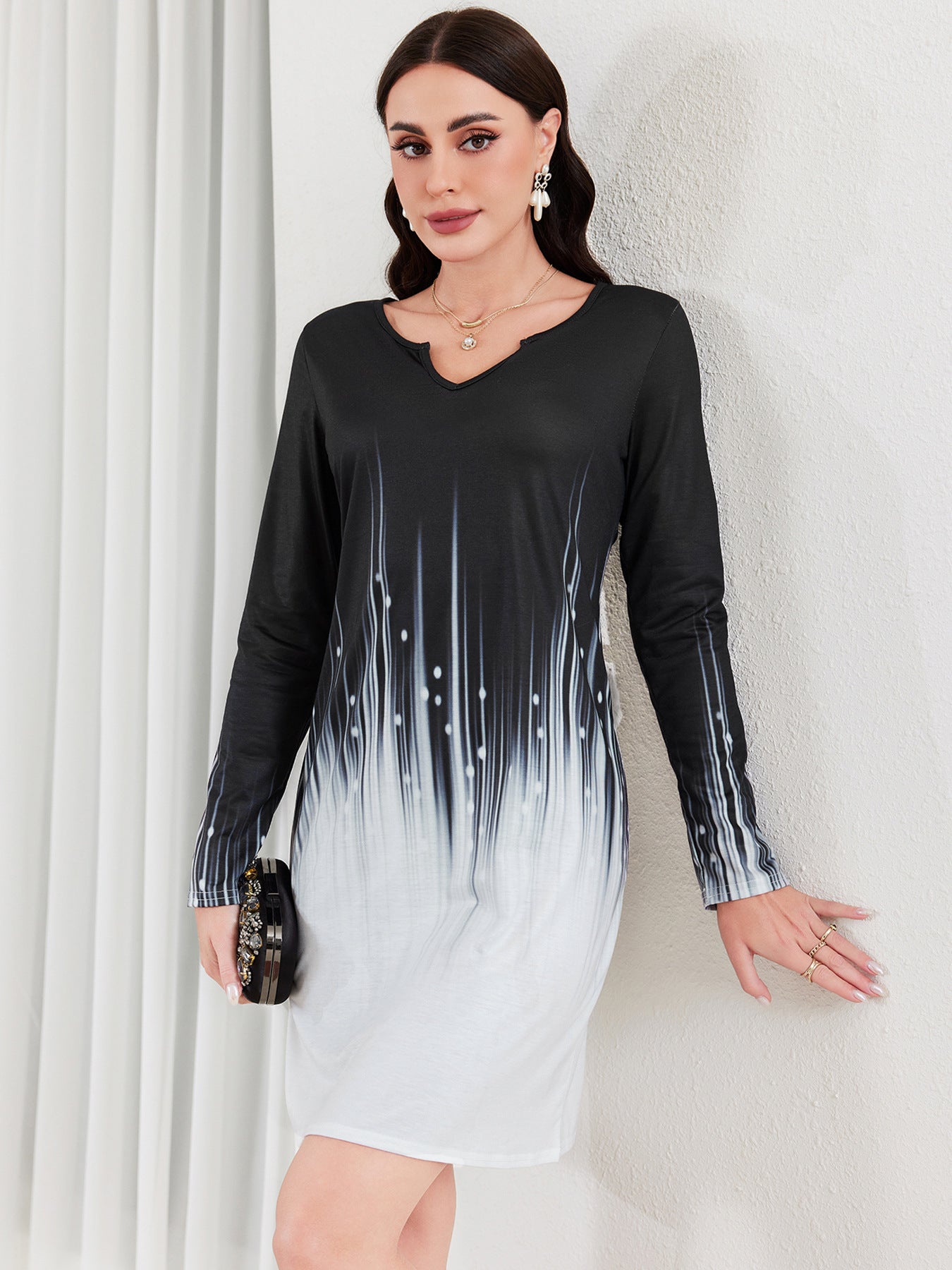 V-neck Black And White Meteor Long Sleeve Slim Fit Dress