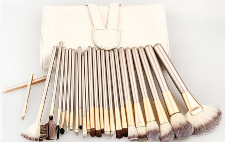 Makeup brush by http://Lolyshop.shop
