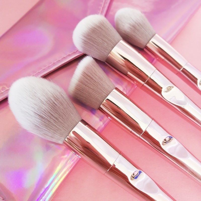 Makeup brush by http://Lolyshop.shop