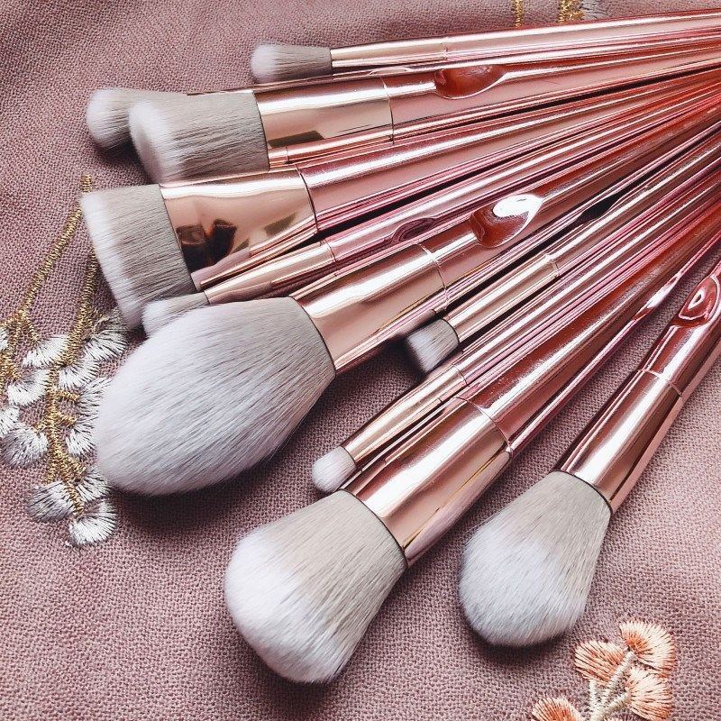 Makeup brush by http://Lolyshop.shop